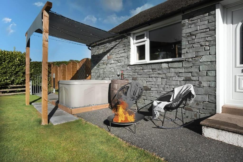 Scar View - Getaway For Two Villa Underbarrow Exterior photo